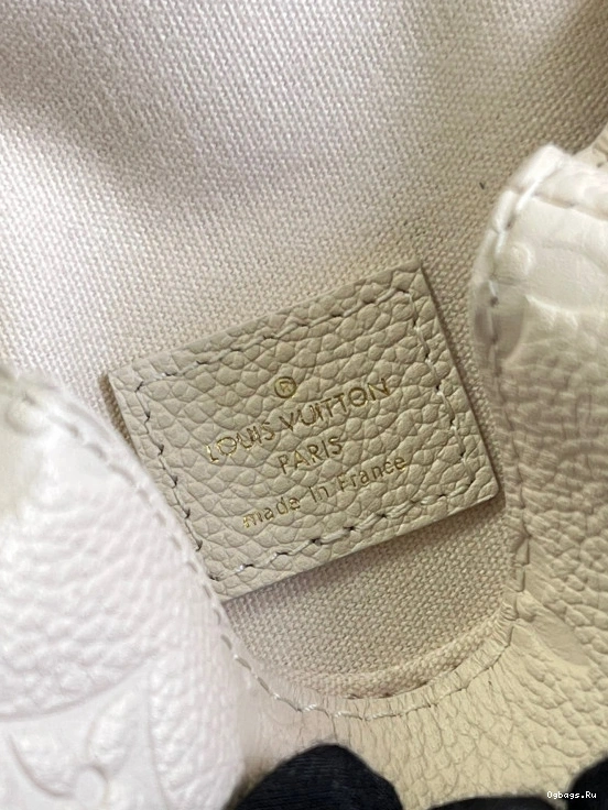 MICRO METIS Louis Vuitton 0402